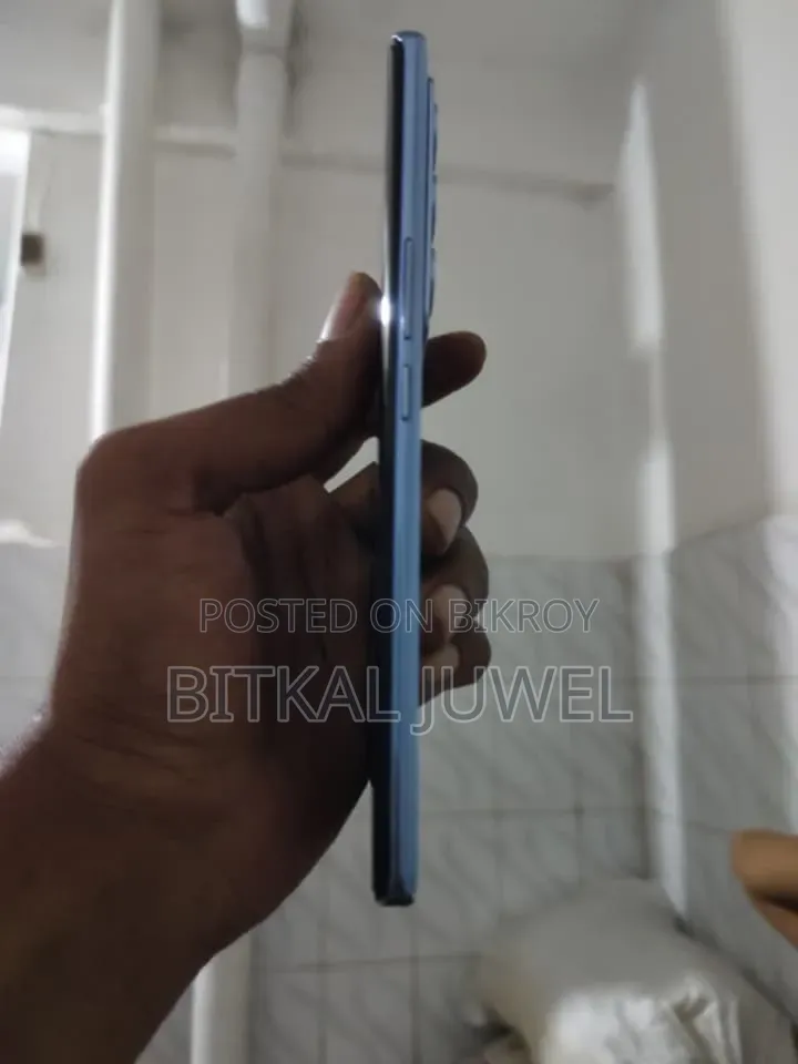 ভিভো ভি২৭ ১২৮ জিবি ব্লু