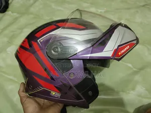 Helmet Studds Trooper looks like new, call if you want to take it.