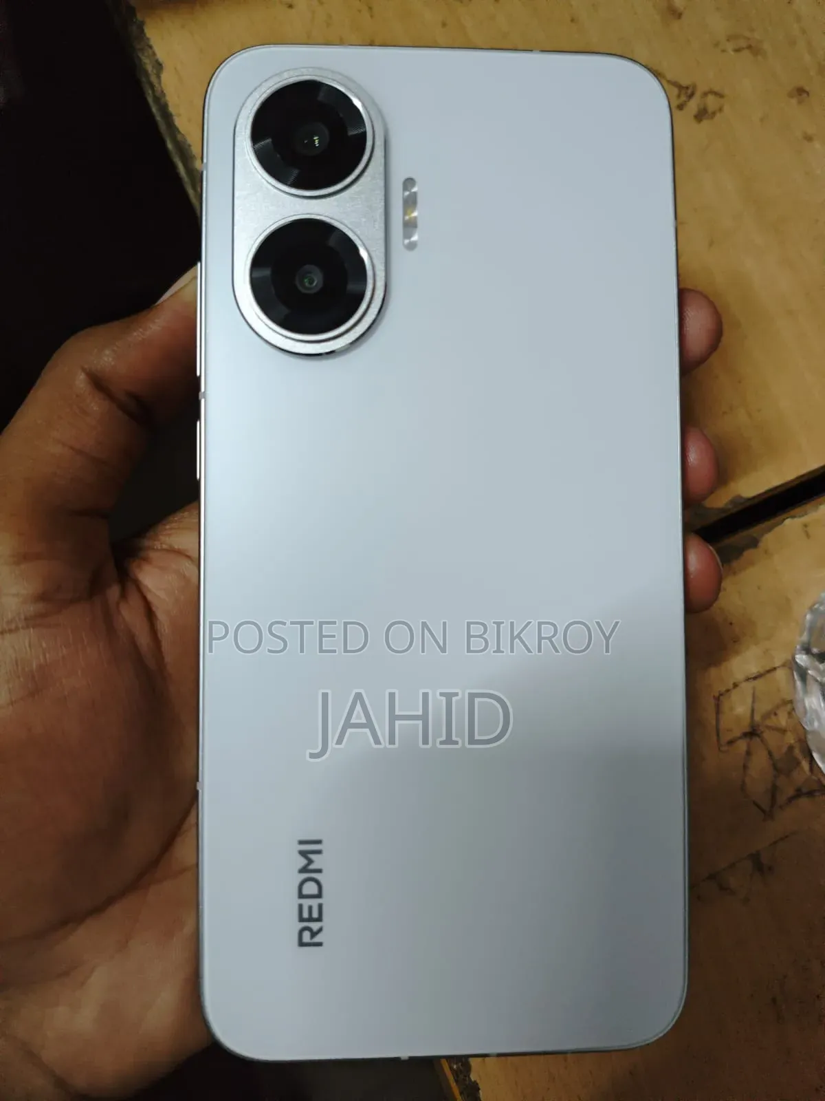 নতুন শাওমি রেডমি টার্বো ৪ প্রো ২৫৬ জিবি সাদা