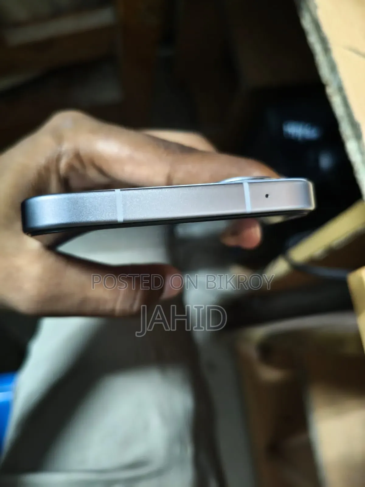 নতুন শাওমি রেডমি টার্বো ৪ প্রো ২৫৬ জিবি সাদা