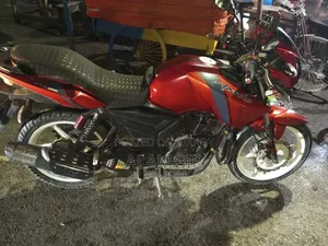 TVS Apache RTR 160 2V 2015 Red