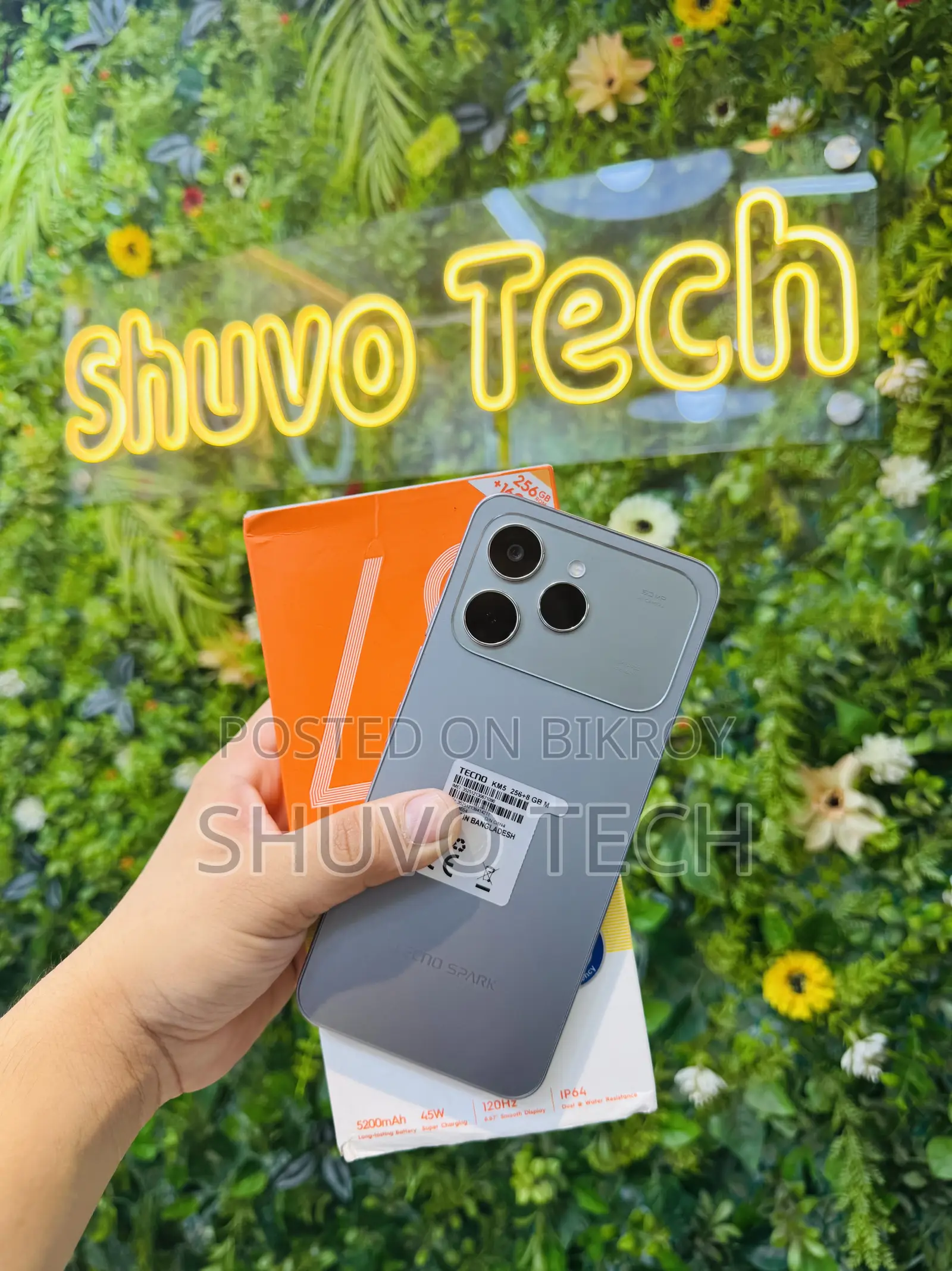 Tecno Spark 40 256 GB Silver