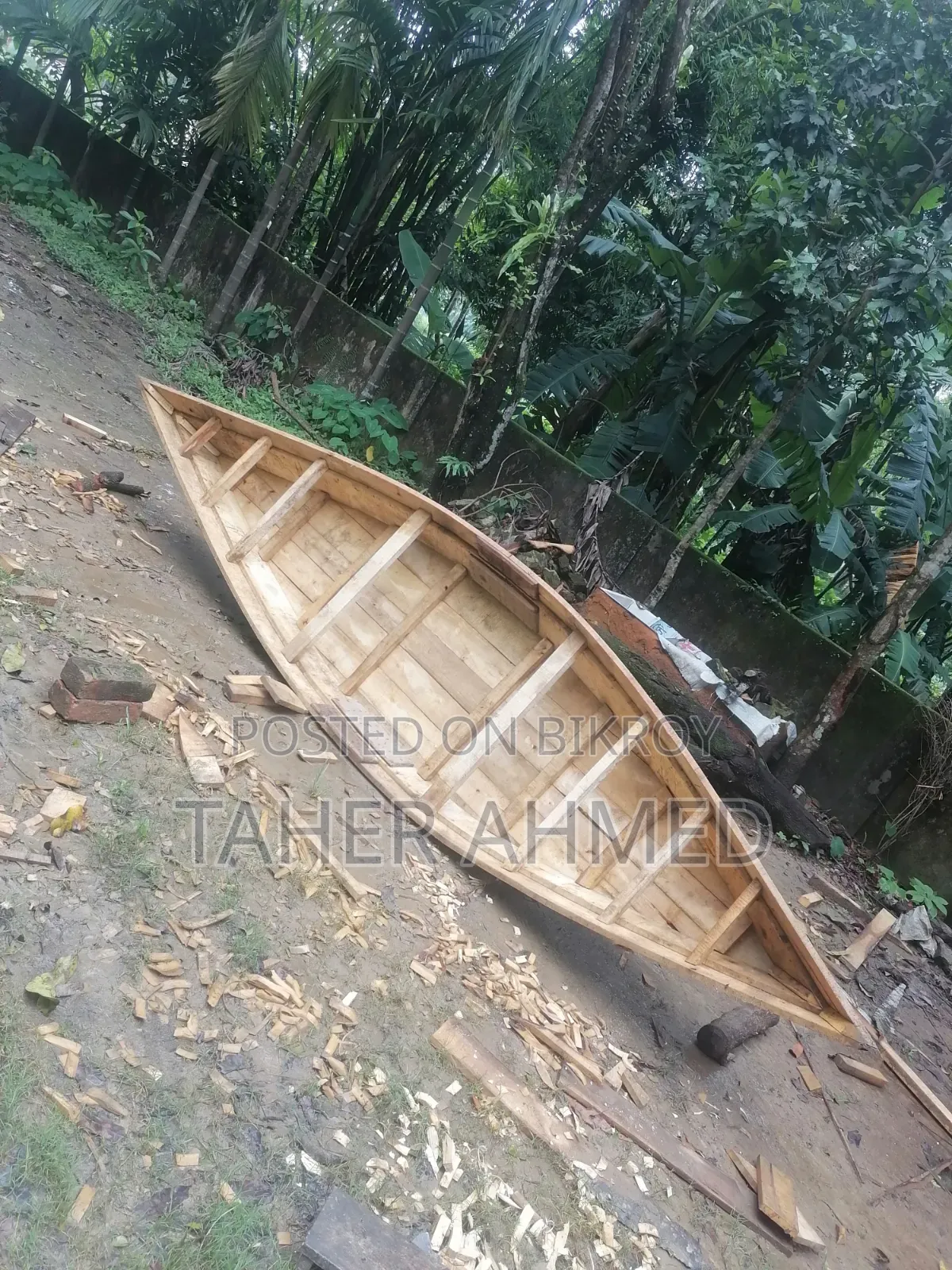 Wooden dinghy boat 9 cubits long. Made it out of new hobby 2 months ago