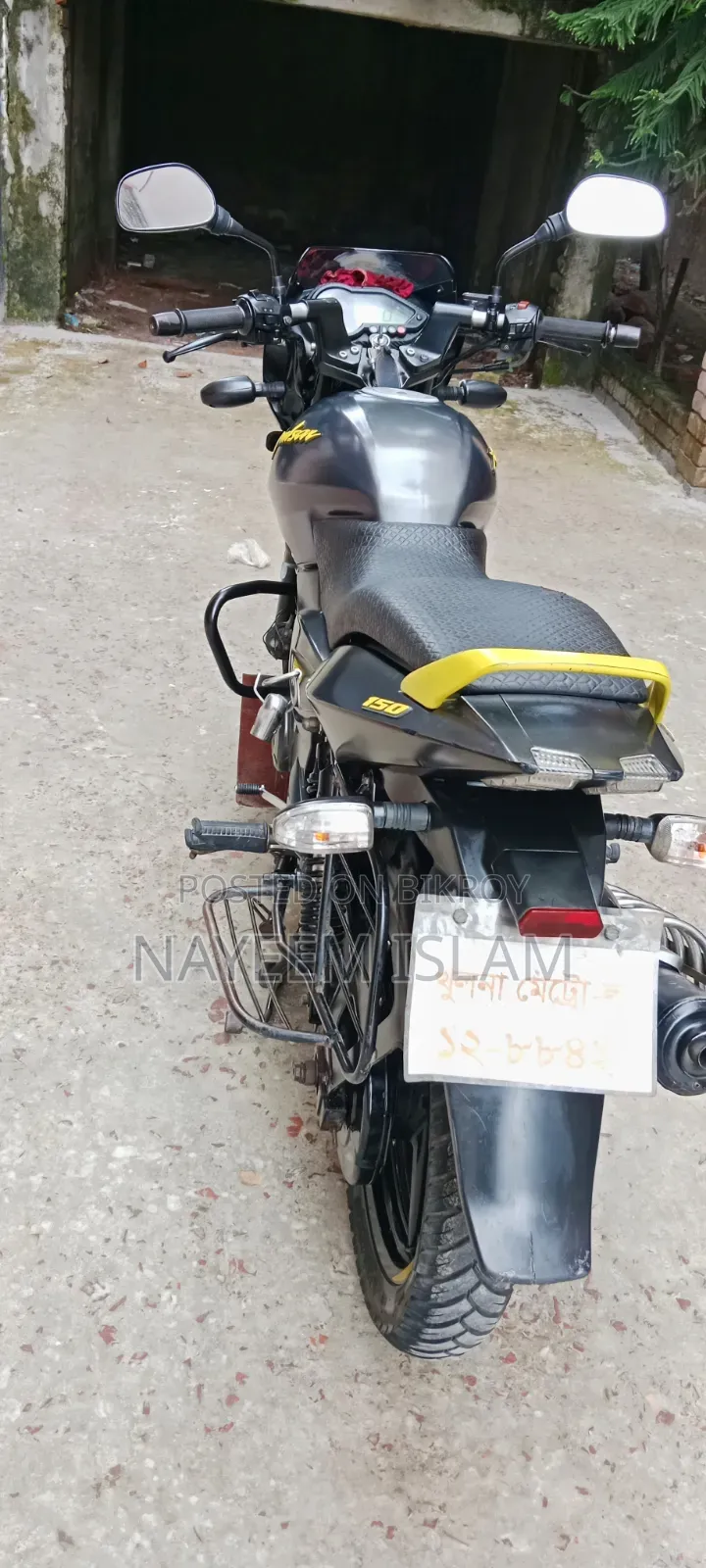 বাজাজ পালসার ১৫০ ২০২০