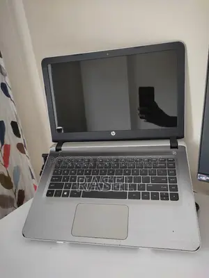 Laptop HP Pavilion 14-Ce3064st 8GB Intel Core I3 SSD 128GB