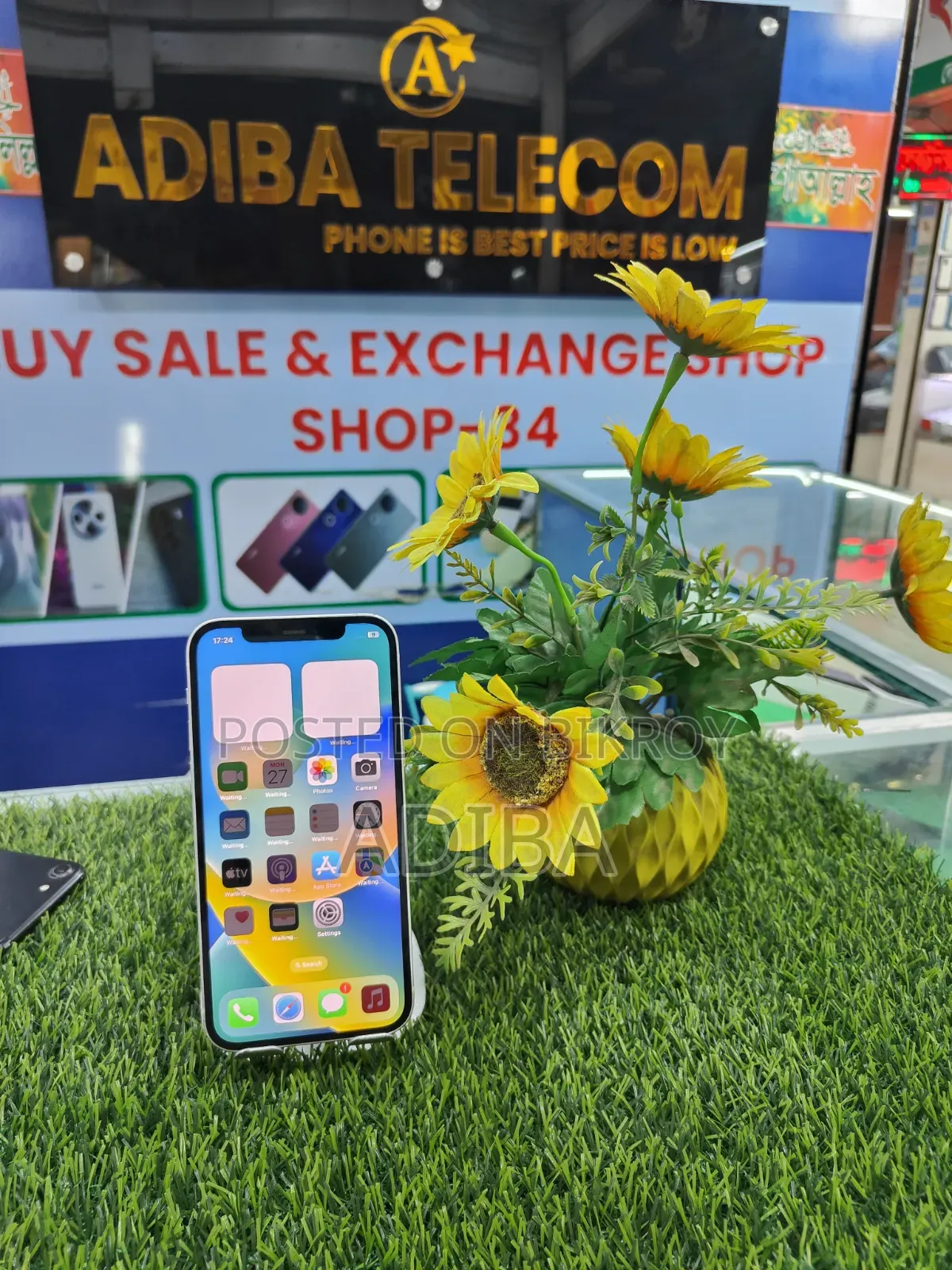 New Apple iPhone 12 128 GB White