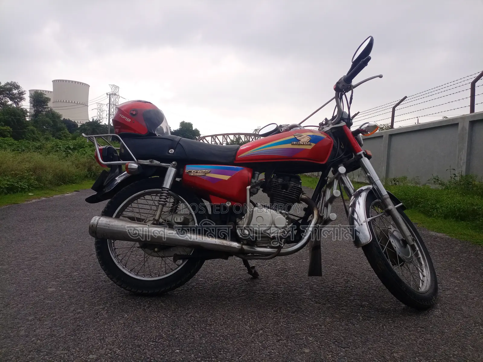 Honda 2005 Red