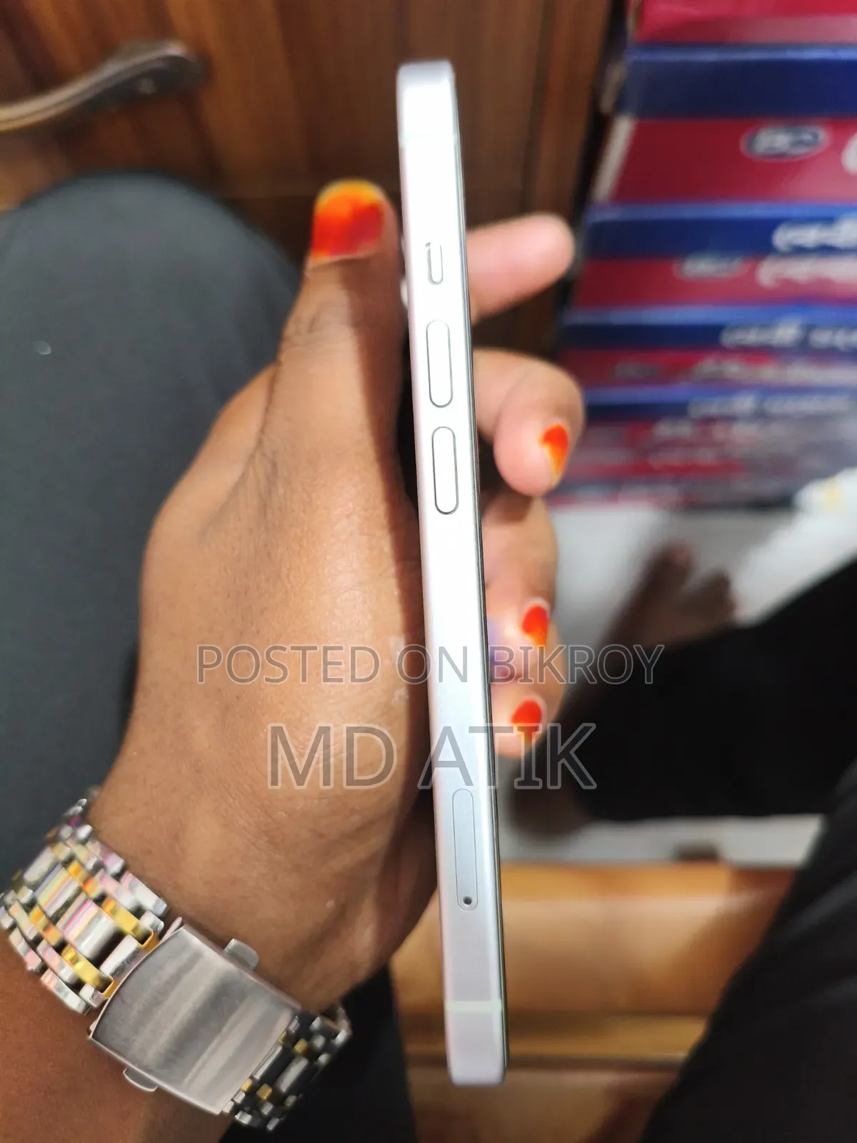 Apple iPhone 15 128 GB White