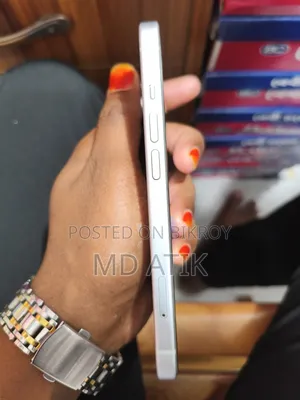 Apple iPhone 15 128 GB White