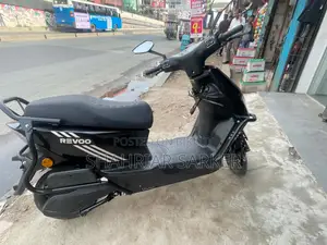 নতুন রেভ্যু সি৩২ ২০২৬ কালো