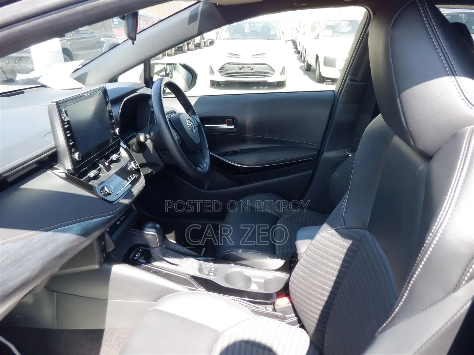 Toyota Corolla Hatchback 2021 Black