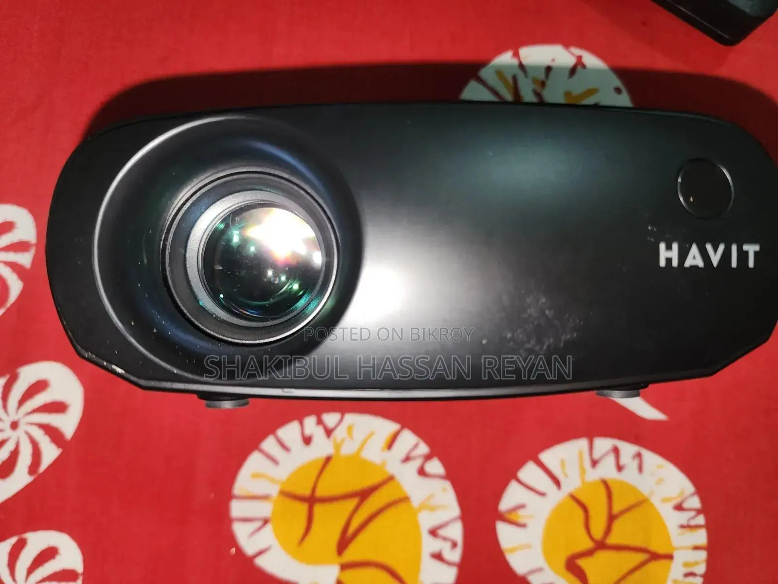 Havit PJ207 160 Lumens HD 720p Wi-Fi Screen Mirror Portable Projector