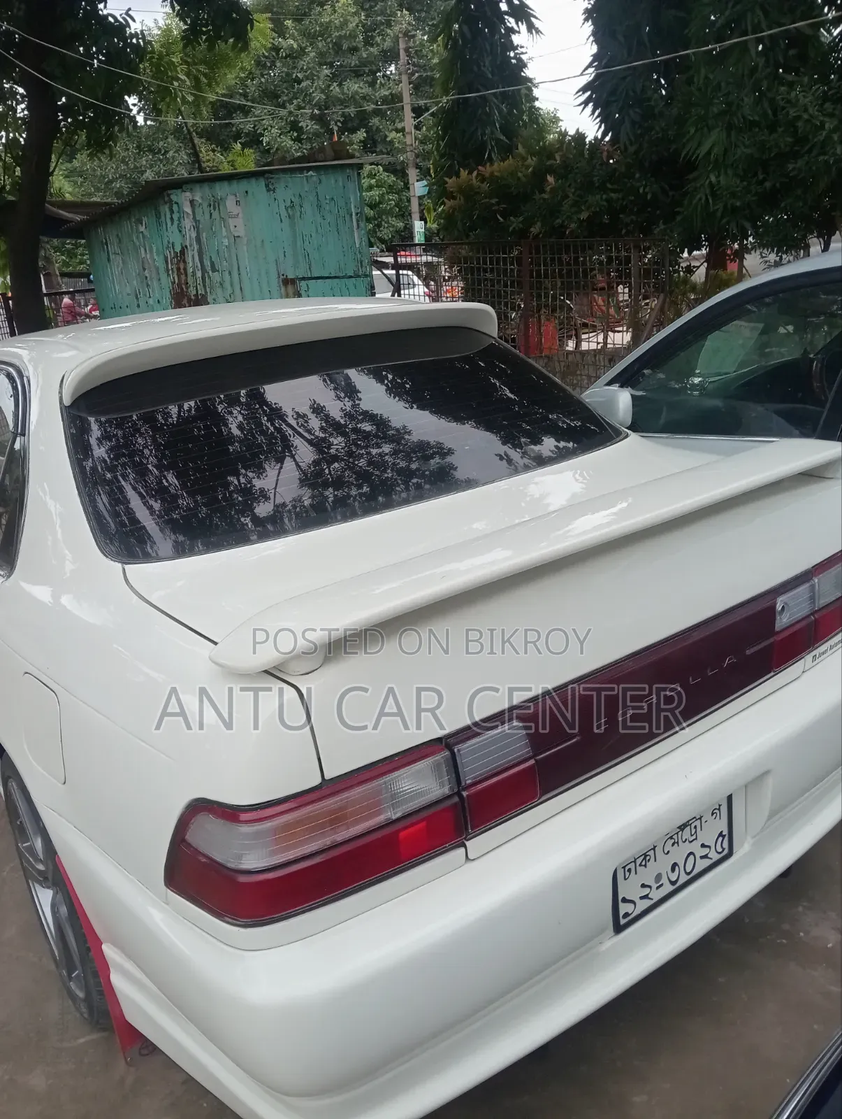 Toyota Toyoace 1992 White