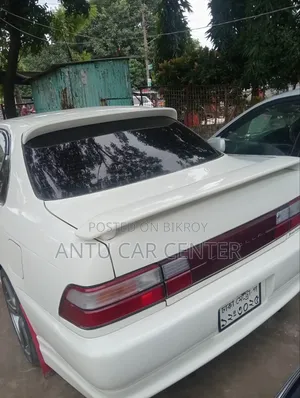 Toyota Toyoace 1992 White