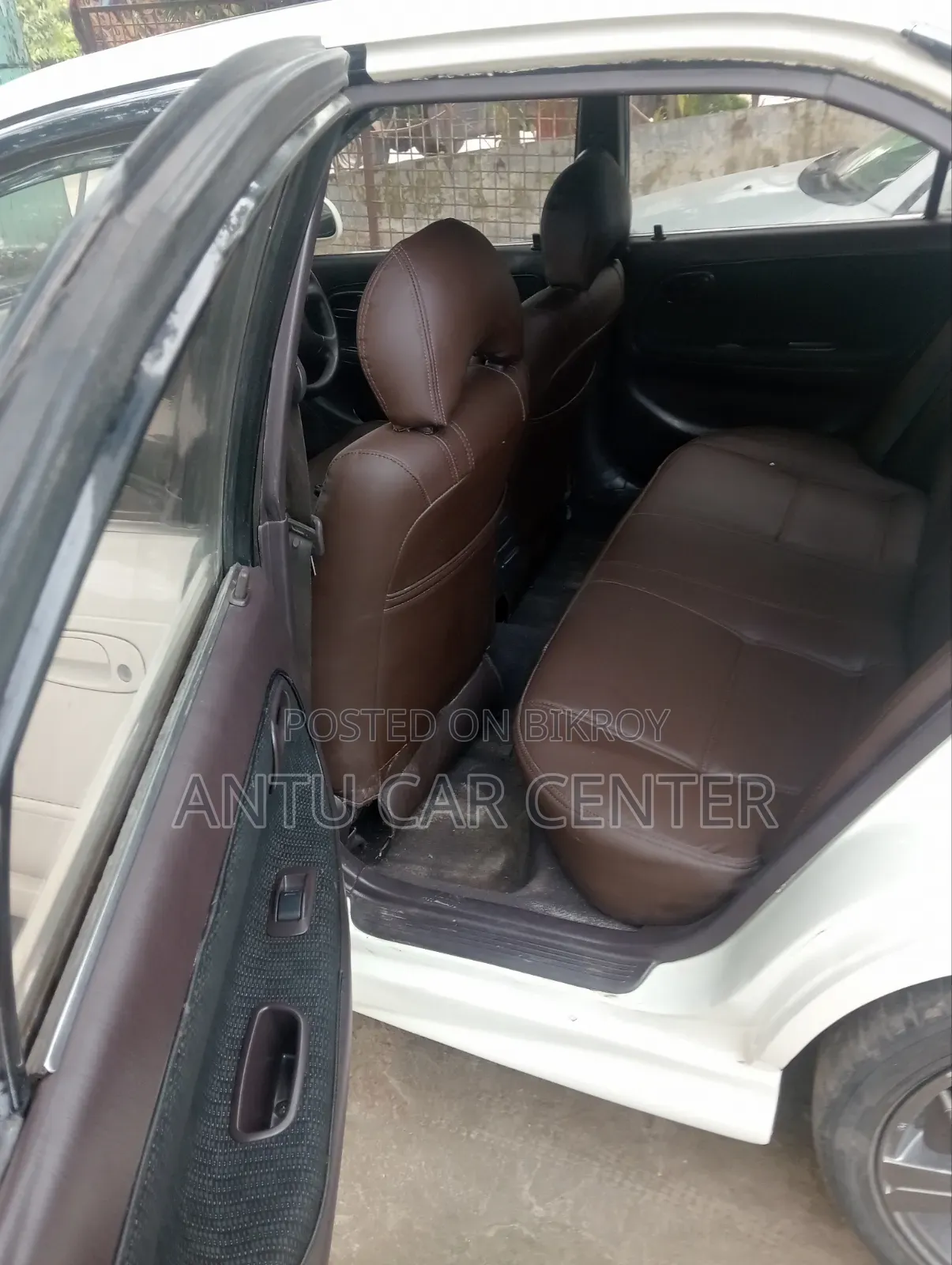 Toyota Toyoace 1992 White