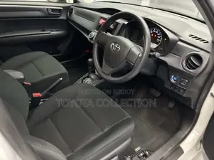 Toyota Axio 2021 White