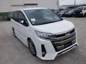 Toyota Noah 2021 Pearl