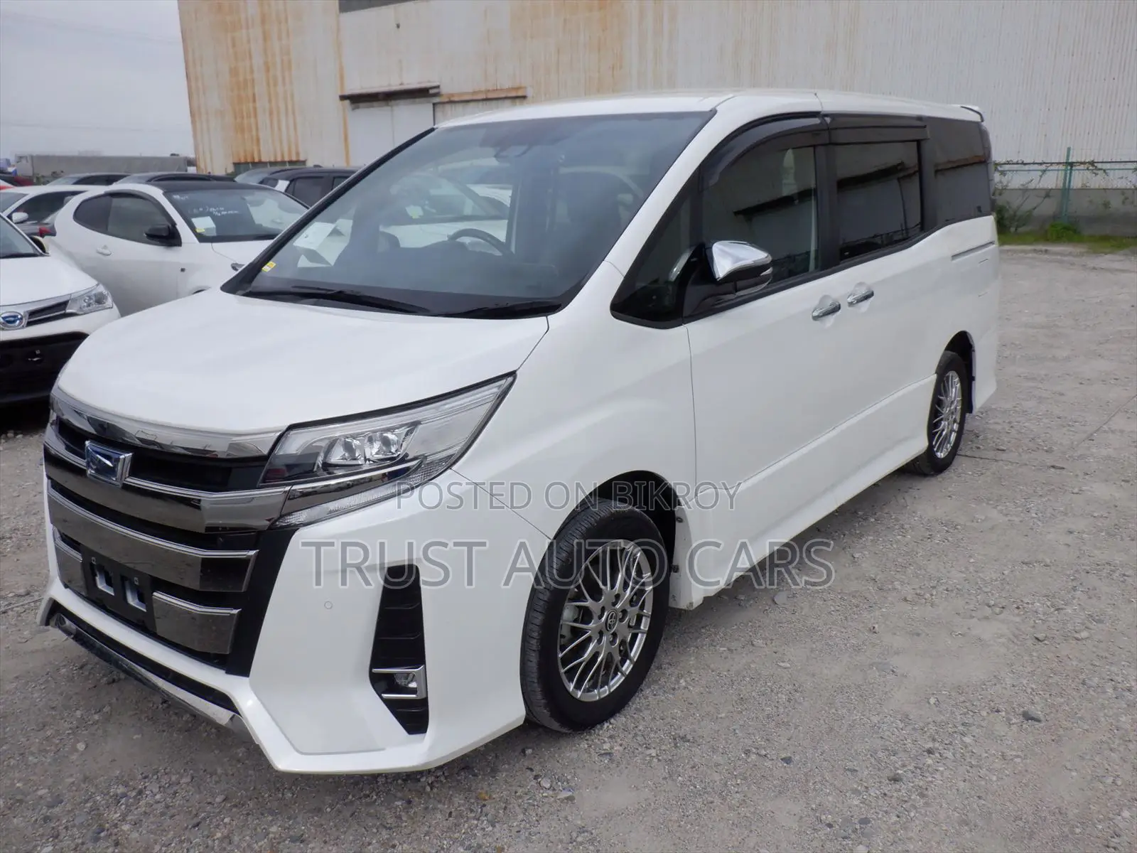 Toyota Noah 2021 Pearl