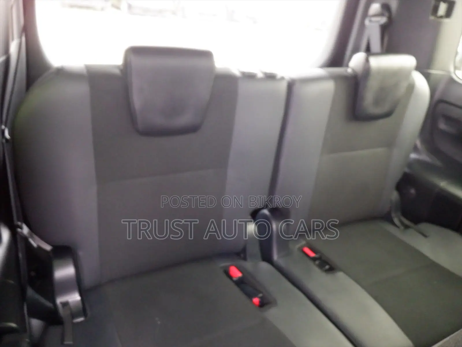 Toyota Noah 2021 Pearl