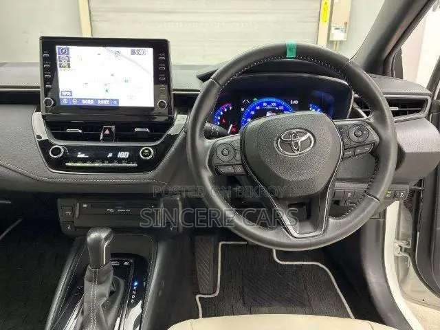 Toyota Corolla 2021 Pearl
