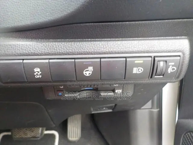 Toyota Corolla 2021 Pearl