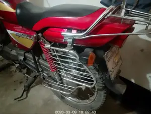 হিরো স্প্লেন্ডার প্লাস ২০০৮ লাল