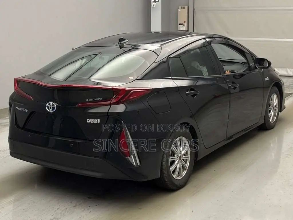 Toyota Prius 2022 Black