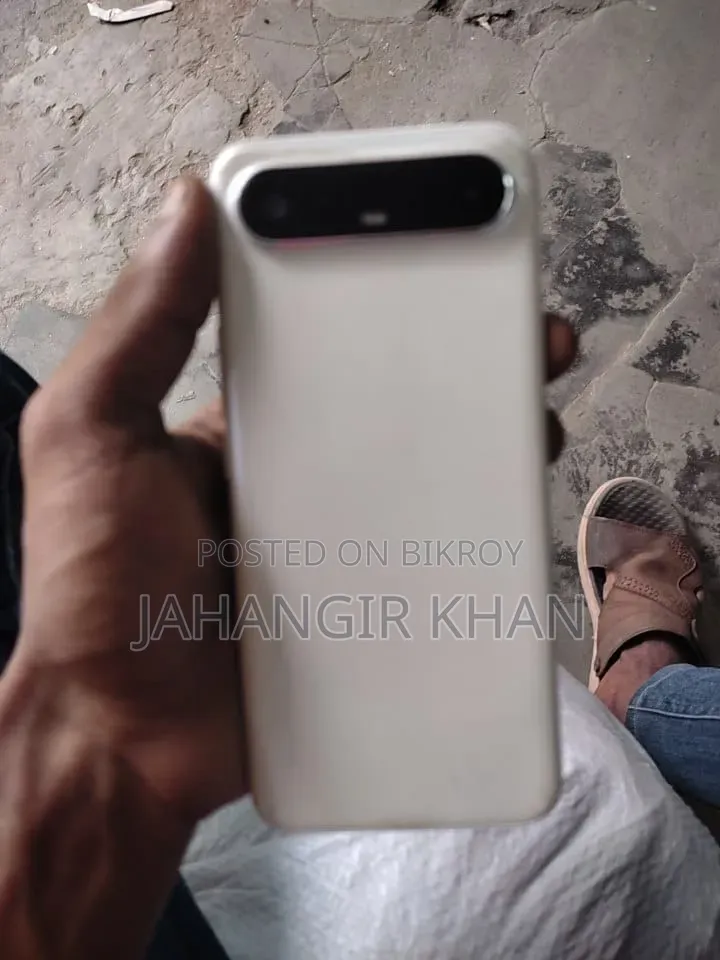 Tecno Pova Slim 5G 256 GB White