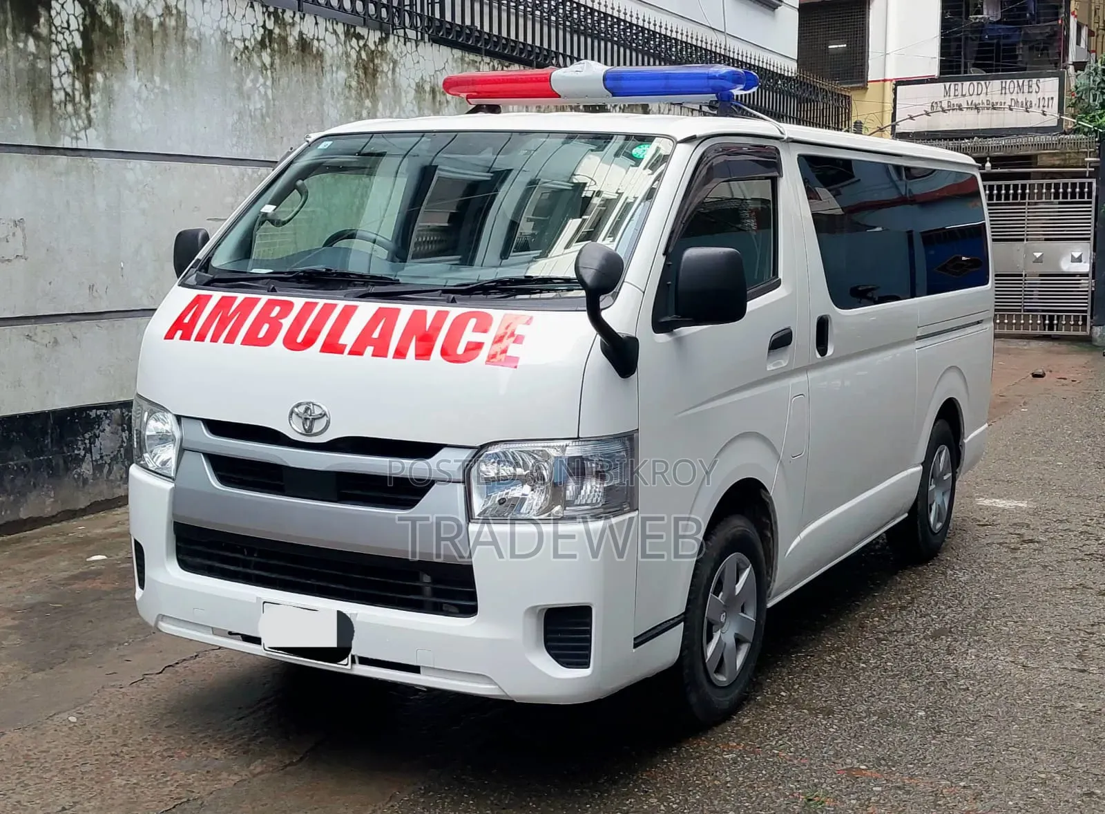 Toyota HiAce 2020 White