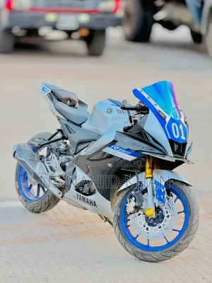 Yamaha R15 V3 2022 Silver