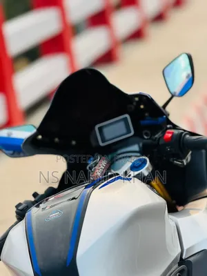 Yamaha R15 V3 2022 Silver