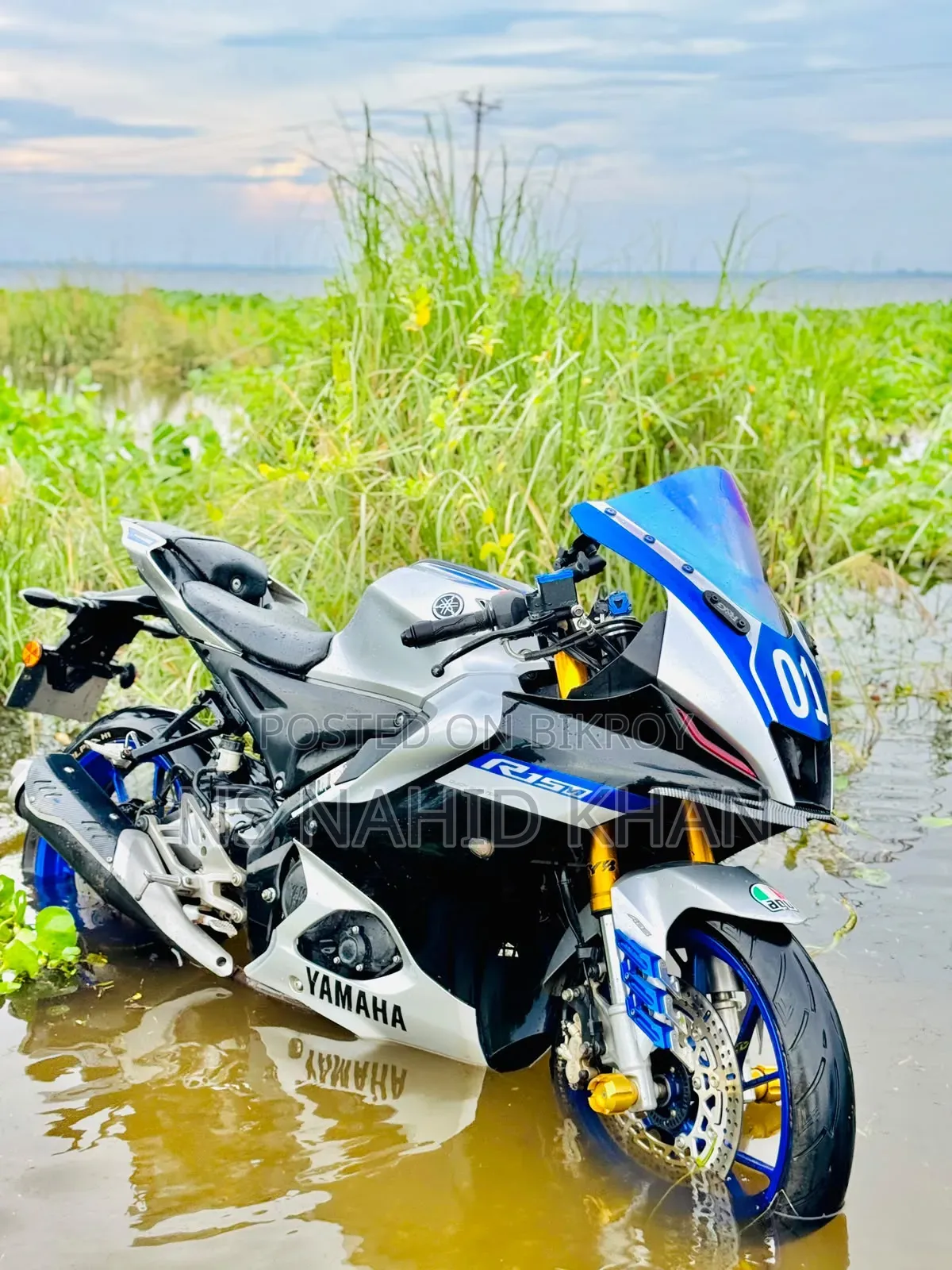 Yamaha R15 V3 2022 Silver