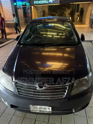 টয়োটা করোল্লা ২০০৫ রেড