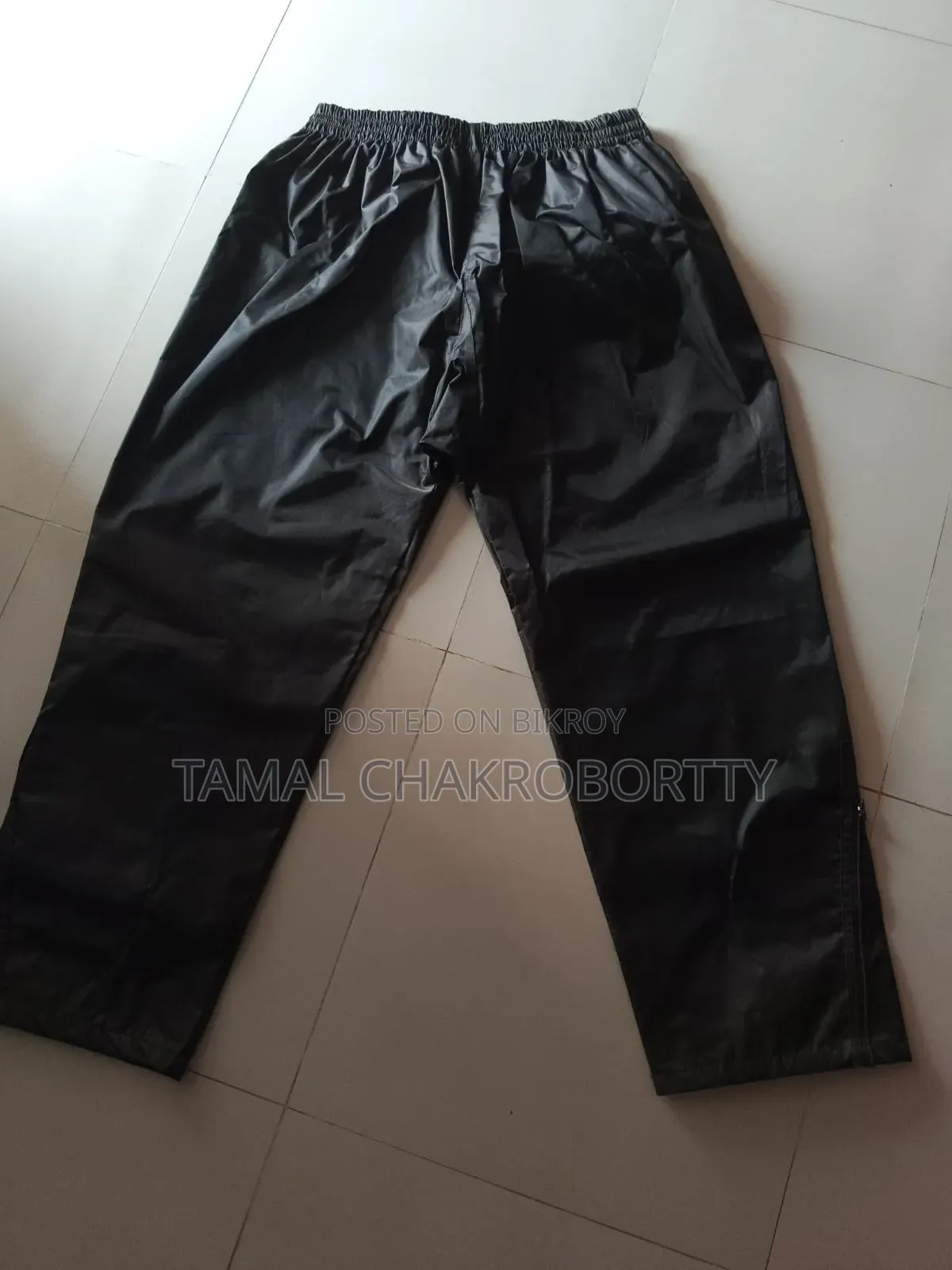 রেইনকোট বিক্রি হবে
