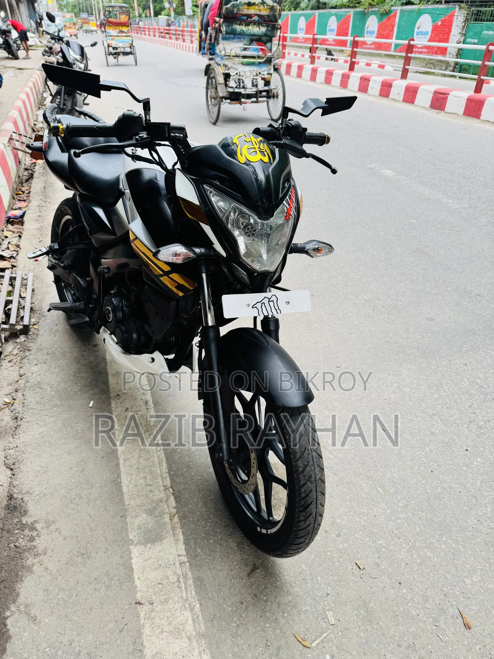 বাজাজ পালসার এনএস ১৬০ ২০১৯ হোয়াইট