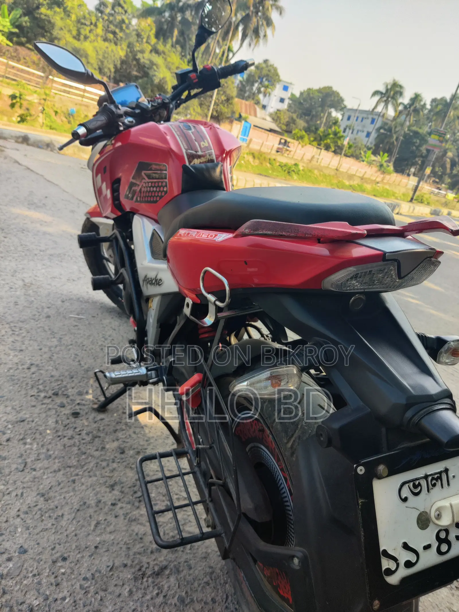 TVS Apache 160 4V 2022 Red