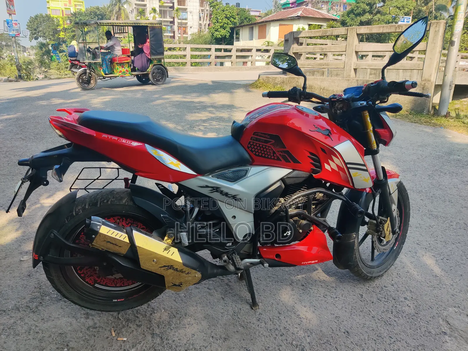 TVS Apache 160 4V 2022 Red