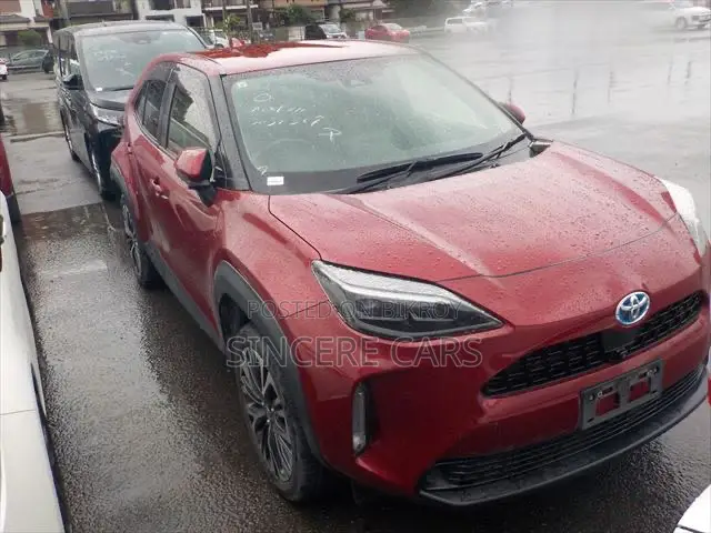 Toyota Yaris Cross 2021 Red