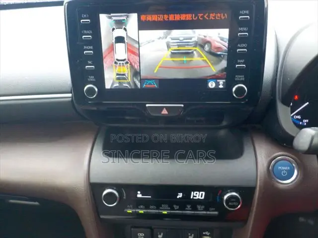Toyota Yaris Cross 2021 Red