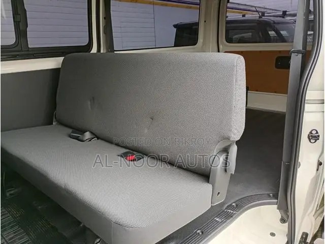 Toyota HiAce 2021 White
