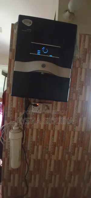 ঘরের আসবাবপত্র