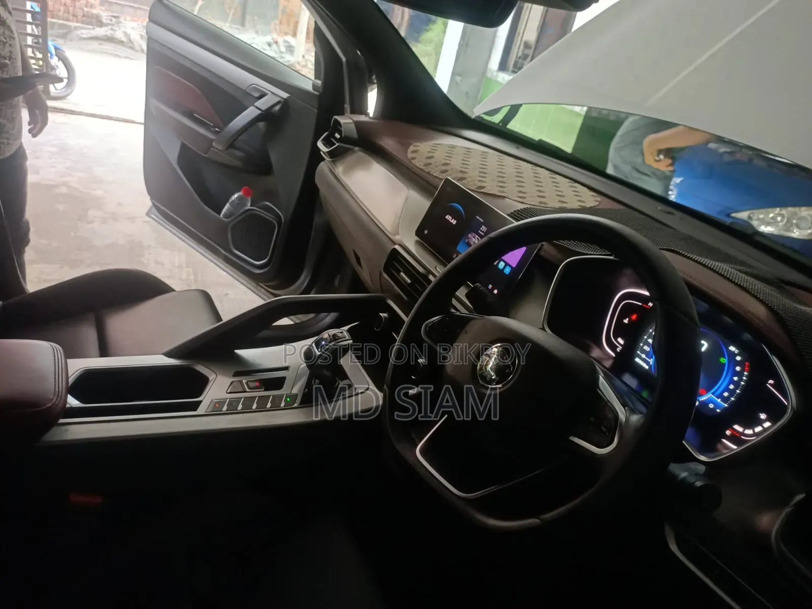 Proton X50 2022 Silver