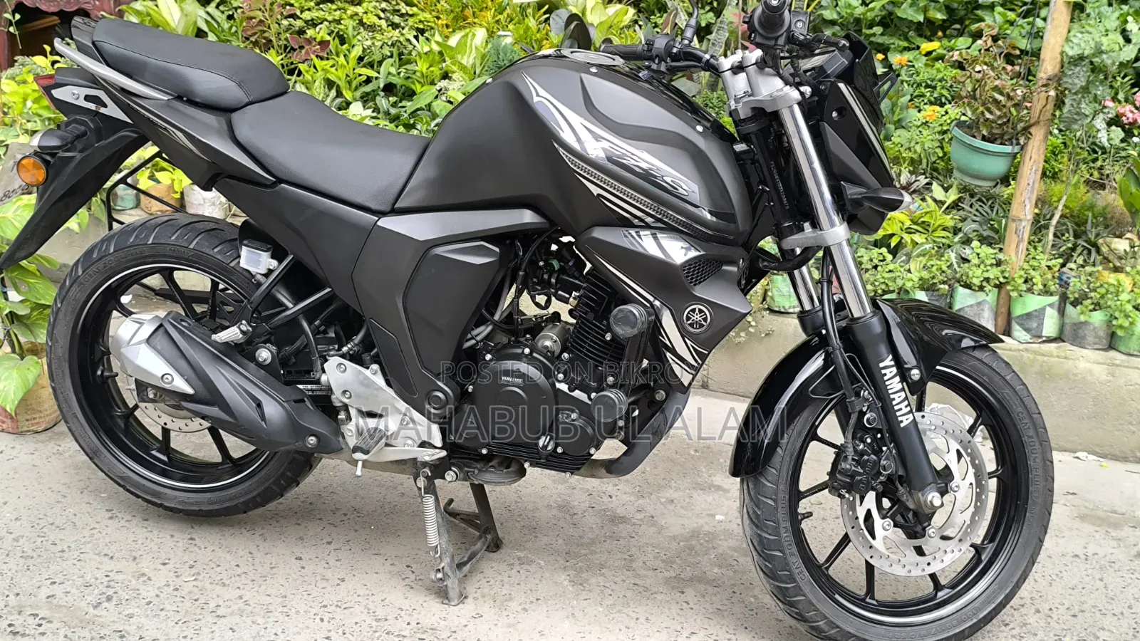 Yamaha FZ6 2026 Black