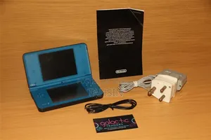 Nintendo DSi কিনতে চাই (দয়া করে বিবরণ পড়ুন)