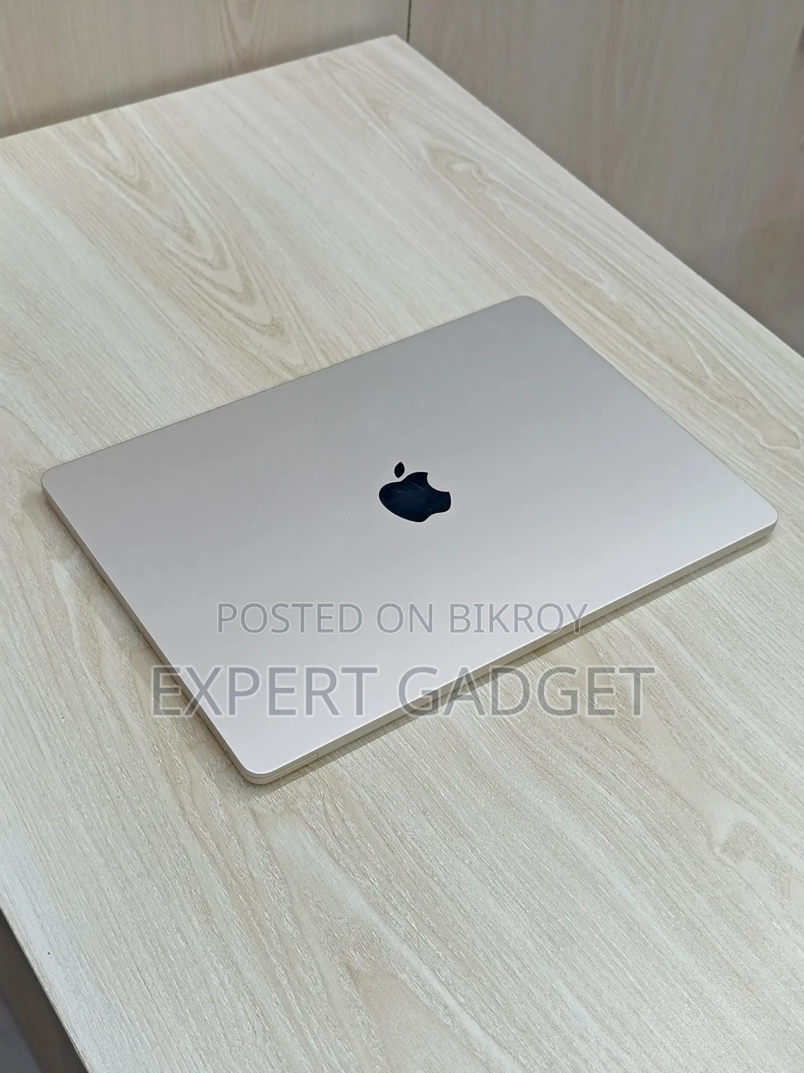 Laptop Apple MacBook Air 2024 M3 16GB Apple M3 SSD 256GB