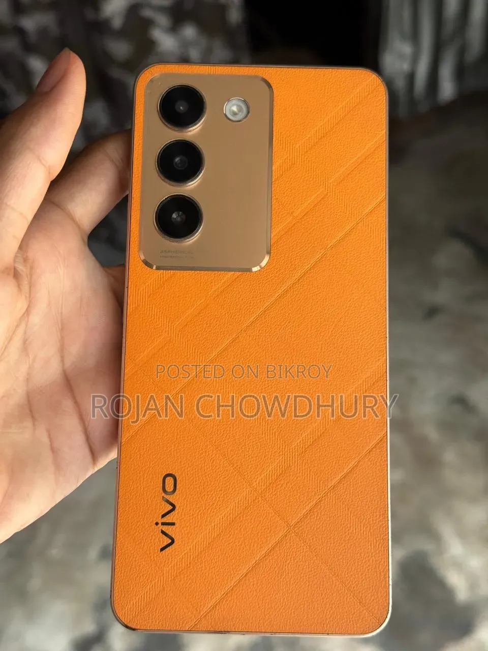 Vivo Y200e 128 GB Orange
