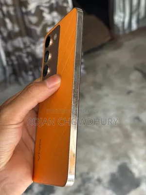 Vivo Y200e 128 GB Orange