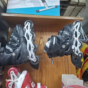 Lineer Skating 39 to 42 Size Adjustable Made in China