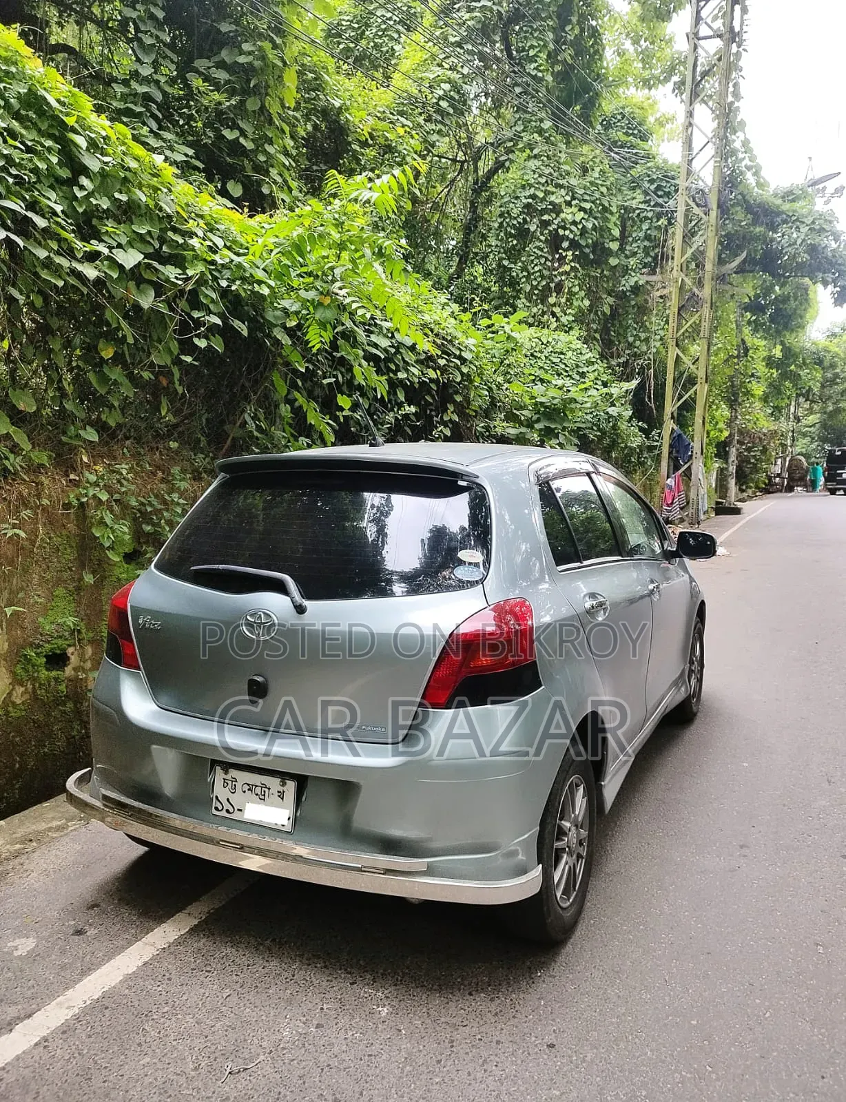 Toyota Vitz 1.3 Front-Wheel Drive 5-Door 2009 Gray