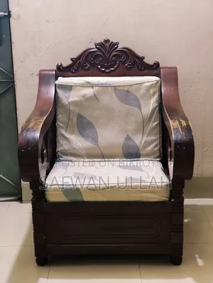 সেগুন কাঠের সোফা